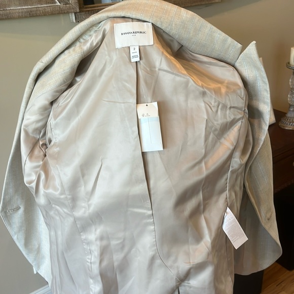 Banana Republic Blazer New Beige with Thin Silvery Blue White Stripe - Picture 13 of 16